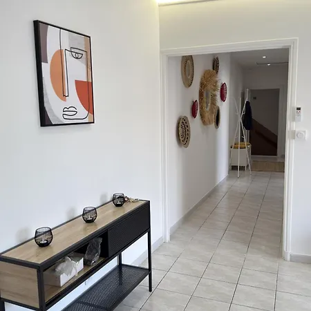 Mayssa Apparte Apartment Serignan